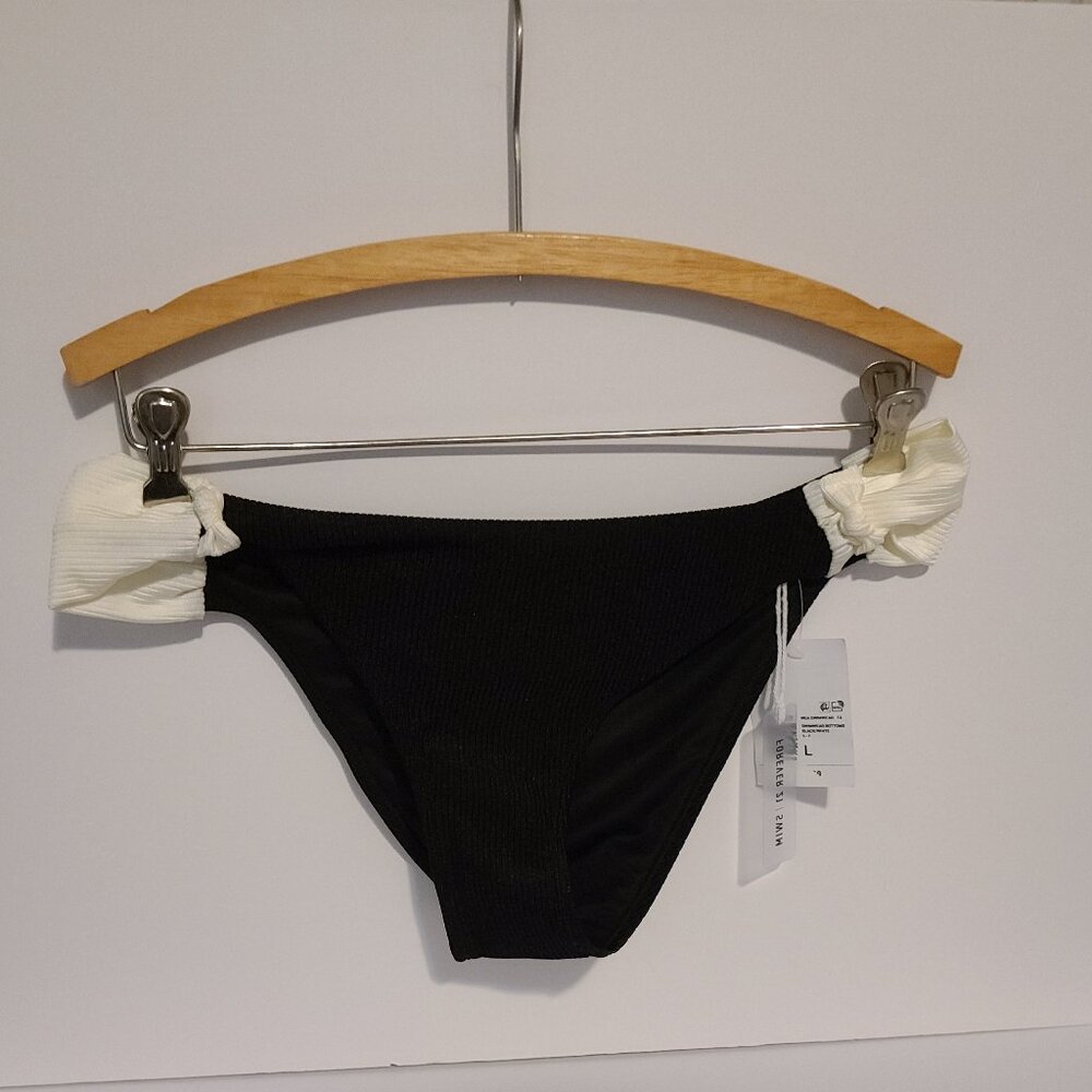 FOREVER 21 SWIMWEAR BLACK/WHITE COLORBLOCK BIKINI BOTTOM SIZE LARGE